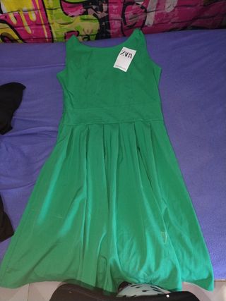 Vestidos SHEIN y Zara