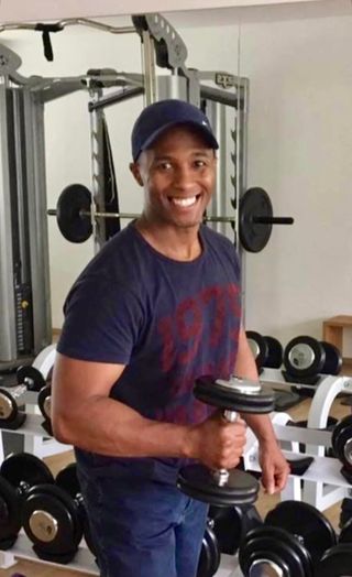 ENTRENADOR PERSONAL CON MOTIVACION EXTREMA.