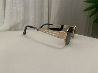 Gafas Pull&Bear redondas doradas