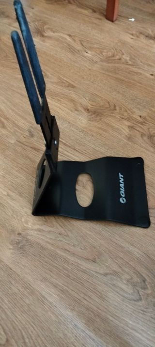 Vendo soporte de bicicleta marca Giant.