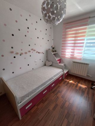 Cama infantil con cajones