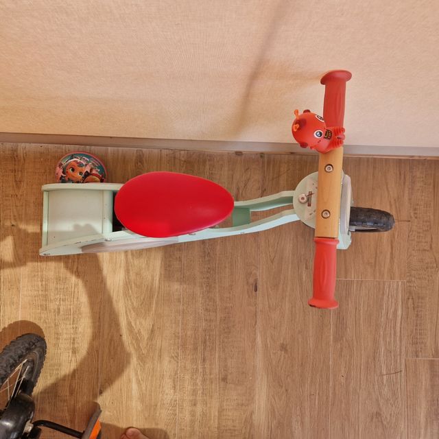Moto equilibrio madera infantil