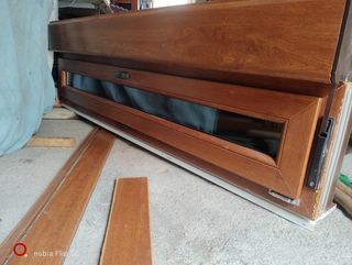 Ventana color madera,cristal blindado