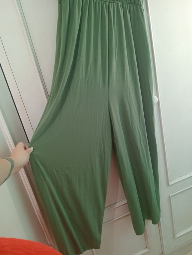 Mono largo verde botella