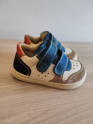 Scarpe Primigi bimbo/a 21