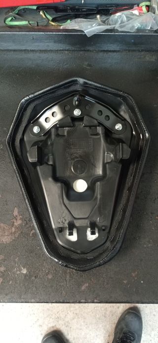  Asiento pasajero MITT GP1