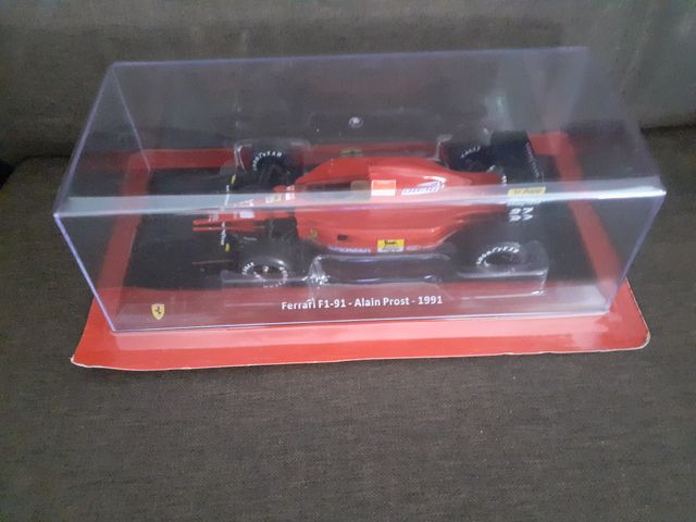 F1 Ferrari escala 1/24 - 3 coches