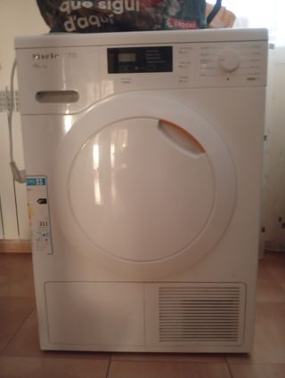 Secadora Miele TKB140 WP