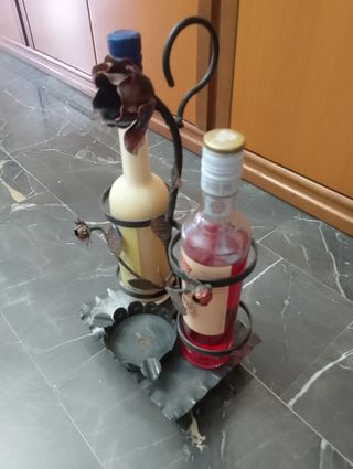 Portabottiglie posacenere ferro battuto vintage 