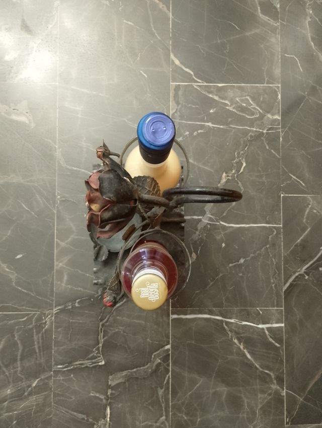 Portabottiglie posacenere ferro battuto vintage