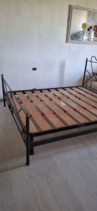 Letto ferro battuto nero
