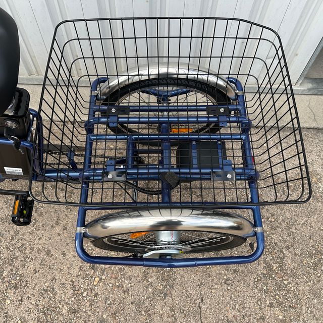 Triciclo eléctrico azul Rodars