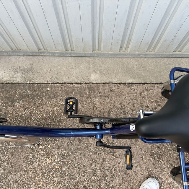 Triciclo eléctrico azul Rodars