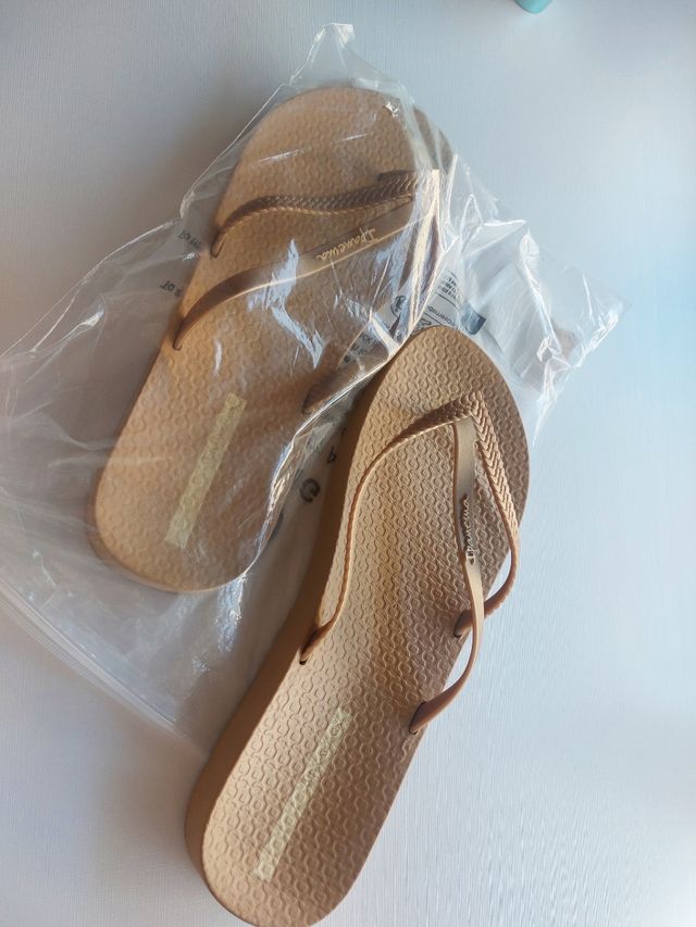 Ipanema Sandalias Doradas