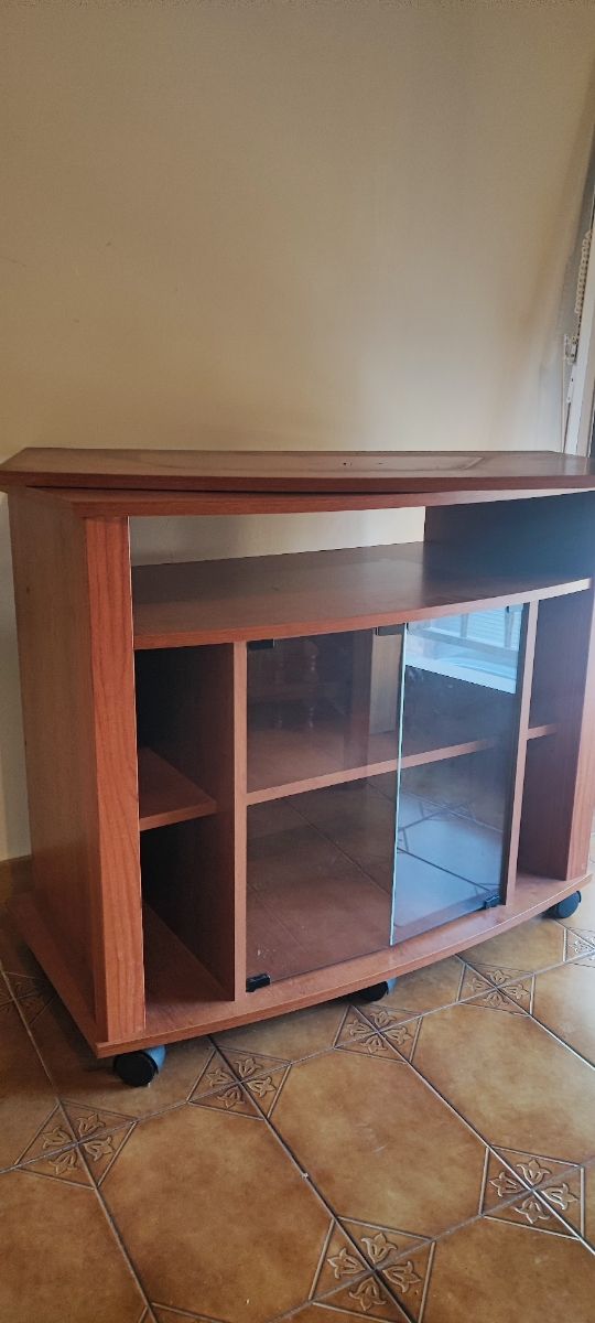 Mueble TV marrón madera-cristal