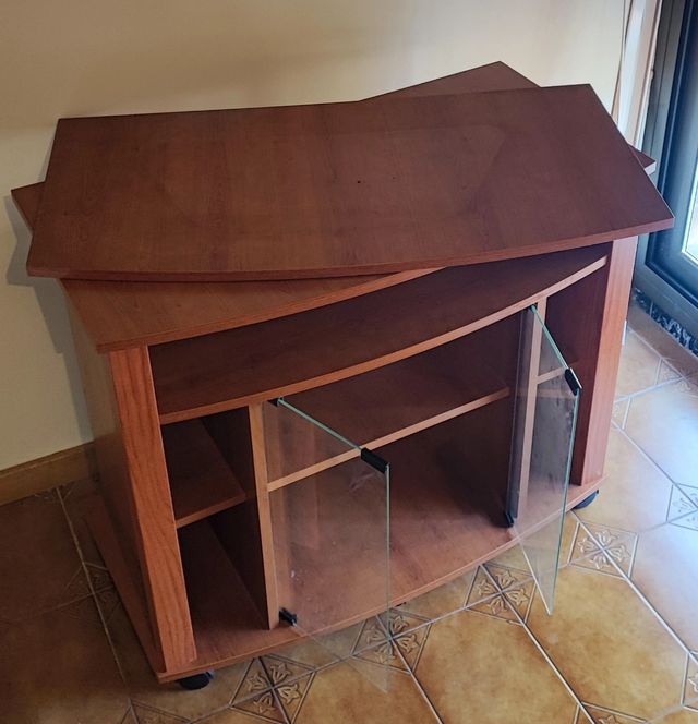 Mueble TV marrón madera-cristal