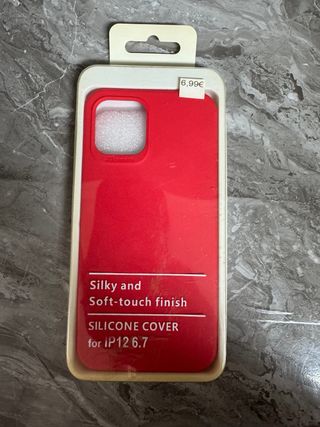 Fundas iPhone 12: Mickey y Roja