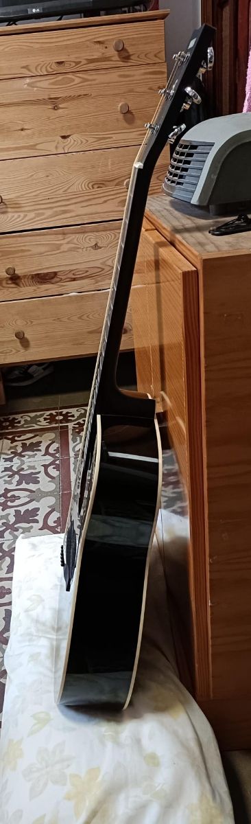 Chitarra acustica Yamaha F370 nera