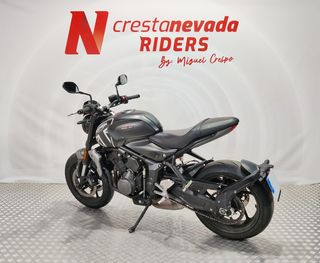 Triumph TRIDENT 660