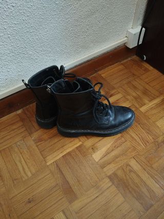 Botas negras - estilo Dr. Martens