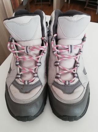 Scarpe trekking Quechua Grigie