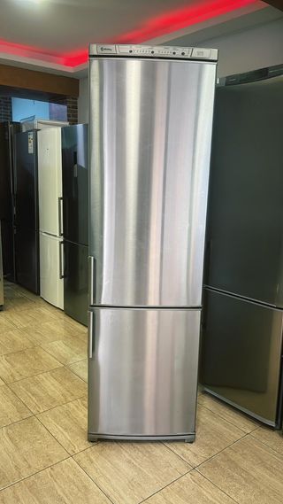 Nevera combi marca balay no frost clase A+ Gris co