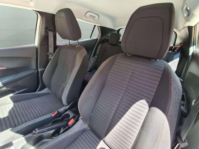 Peugeot 2008 1.2i 100cv. "ACTIVE"