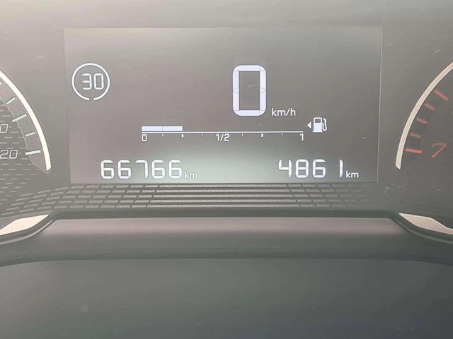 Peugeot 2008 1.2i 100cv. "ACTIVE"