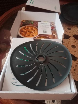 Cubrecuchillas Thermomix TM6,a estrenar.