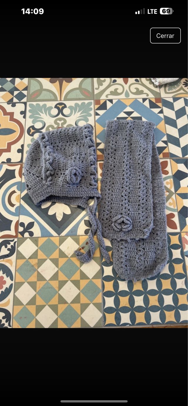 Lote ropa bebé niña: vestido y gorro y cubrepañal