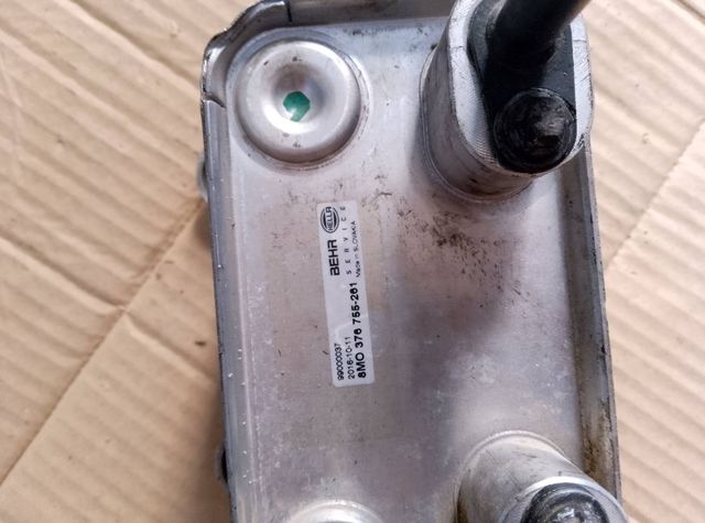 Enfriador de Aceite de Motor Mercedes-Benz 