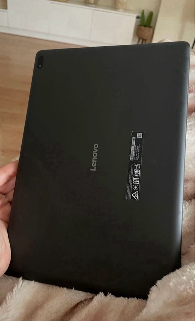 Tablet Lenovo TBX104F