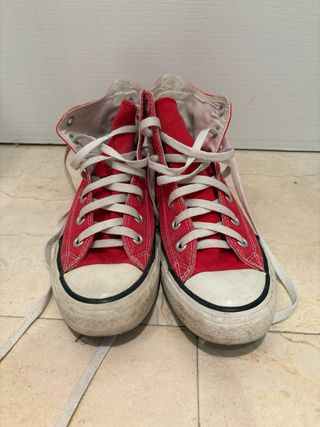 Converse rojas altas mujer
