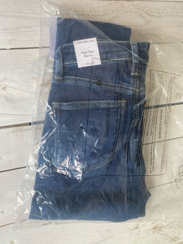 Jeans Calvin Klein Mujer, Talla 34, NUEVO