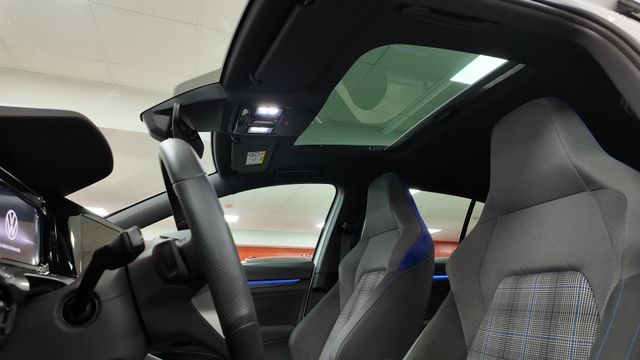 Volkswagen Golf VIII 1.4 GTE 245CV 2020