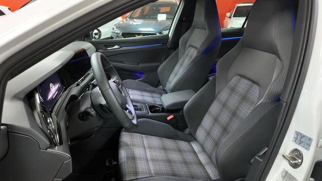 Volkswagen Golf VIII 1.4 GTE 245CV 2020