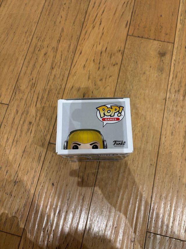 Funko Pop! Fortnite Raptor