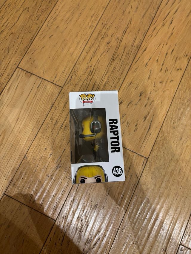Funko Pop! Fortnite Raptor
