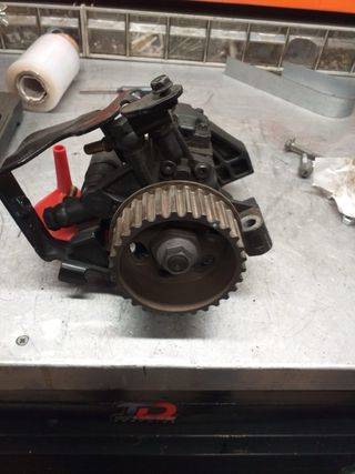 Bomba inyectora Nissan NV200