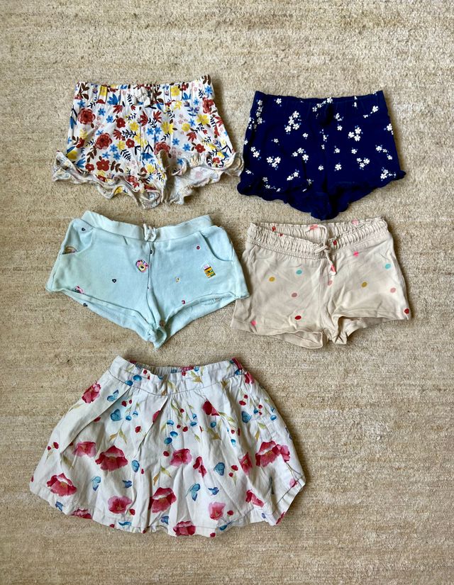 Lote ropa niña 2-3 años: 4 shorts + falda