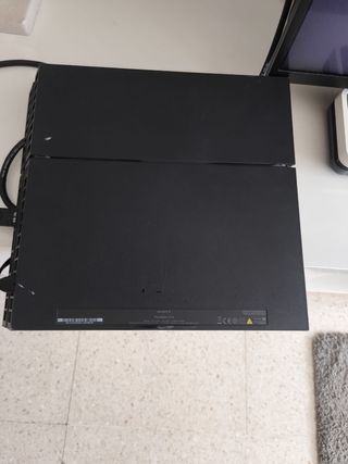 PS4 (PlayStation 4) negra
