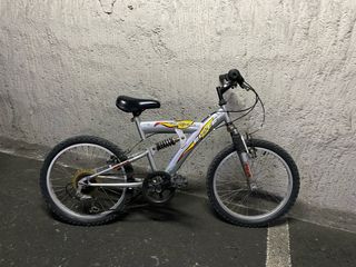 Bicicleta MTB 6v Shimano - Doble Suspensión.