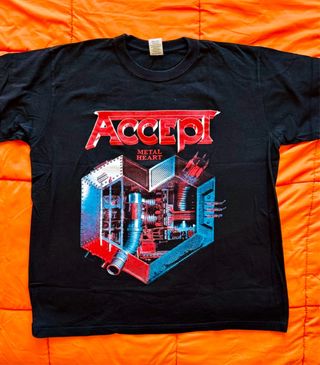 Camiseta Accept -Metal Heart - XL