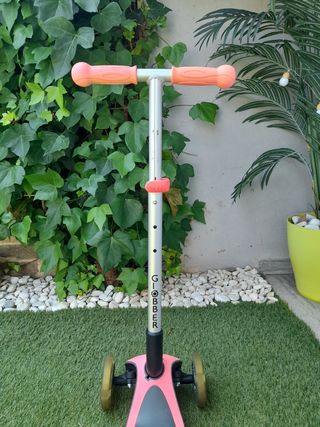 Patinete infantil Globber, rosa, plegable,cn luces