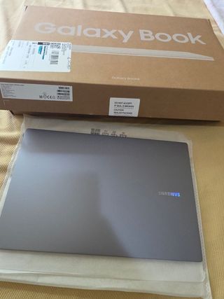 Samsung Galaxy Book4 - Notebook Grigio