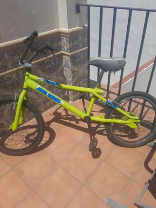 Bicicleta BMX Verde Lima
