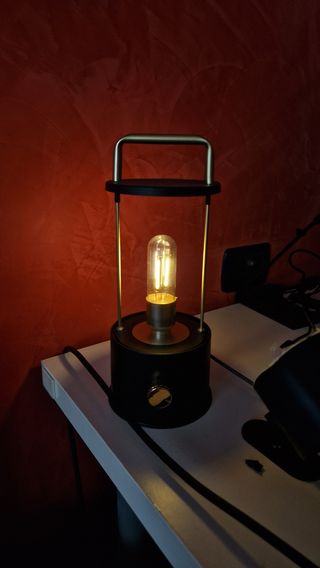 Lampada ricaricabile dimmerabile