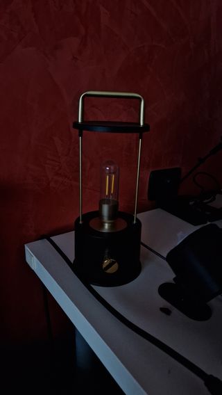 Lampada ricaricabile dimmerabile