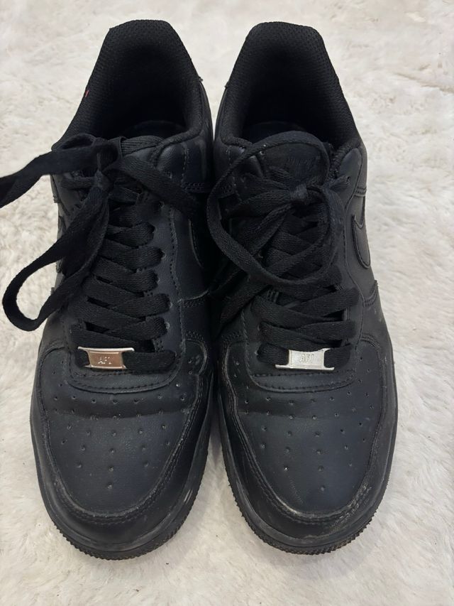 Nike Air Force 1 - Negras