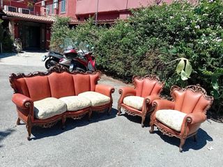 Divano e 2 poltrone barocche in pelle